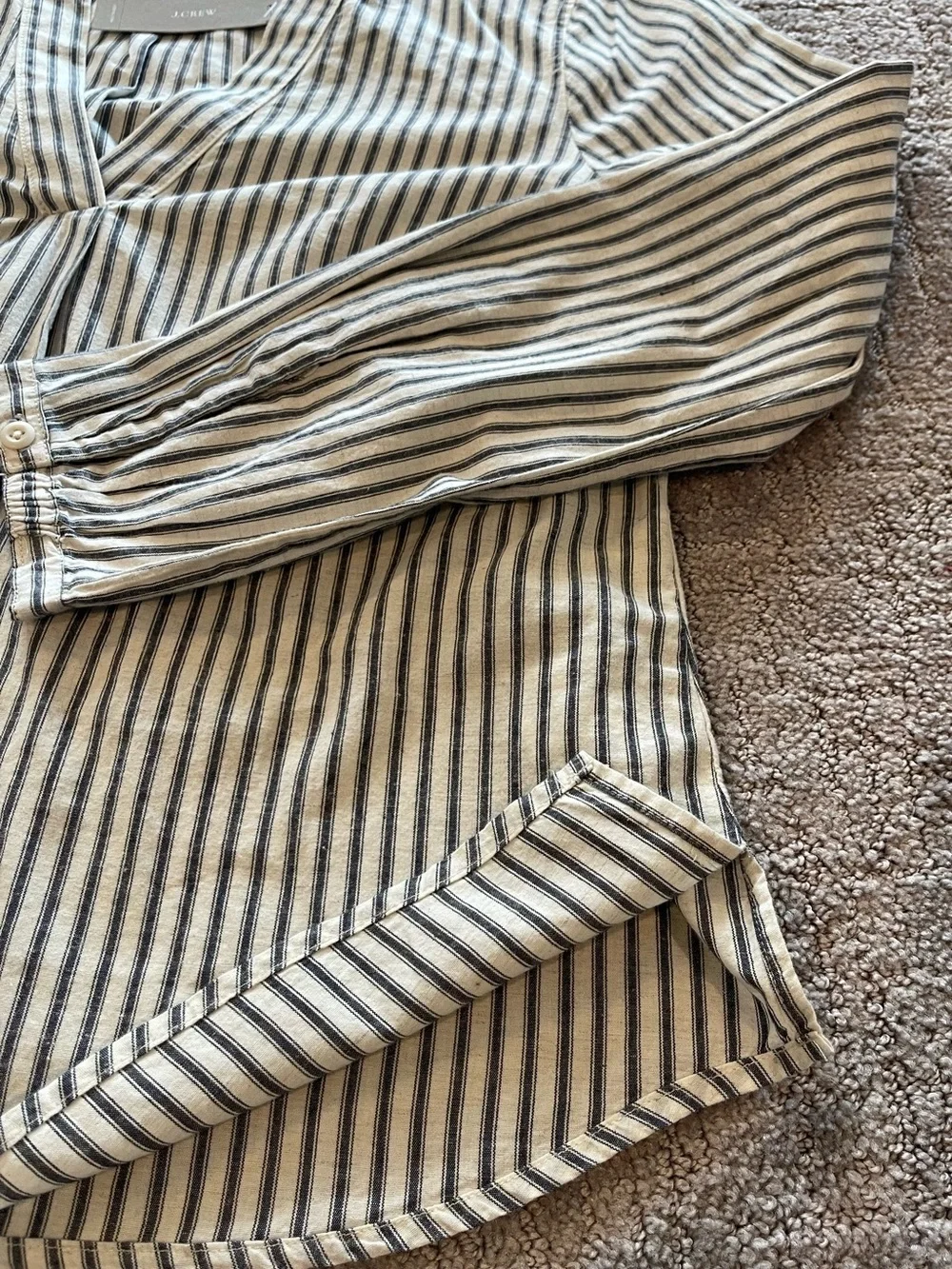 NWT J. Crew Point Sur Cream and Indigo Striped V-Neck Popover Blouse, Size S
